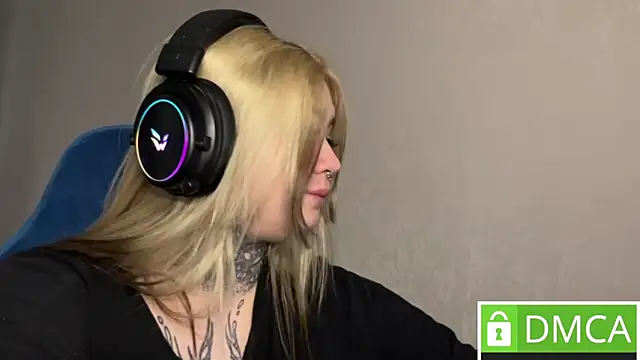 CuteUna online show from April 2026 09:34:01 AM