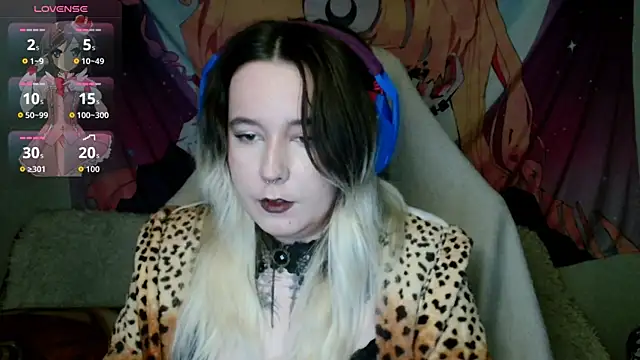 Snapshot of mirabite_ chatting on April 2026 07:14:01 AM mirabite online show from April 2026 07:14:01 AM