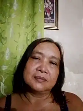 Snapshot of jeanyummytits chatting on June 2026 09:33:01 AM jeanyummytits online show from June 2026 09:33:01 AM