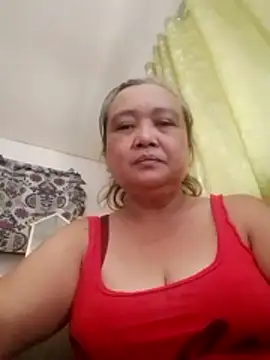 Snapshot of jeanyummytits chatting on June 2026 03:45:01 AM jeanyummytits online show from June 2026 03:45:01 AM