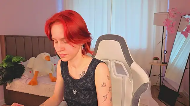 Snapshot of Milena_Milyan chatting on July 2026 01:21:01 AM Milena Milyan online show from July 2026 01:21:01 AM