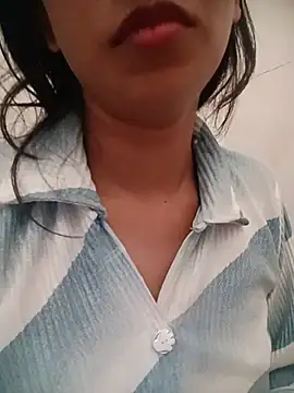 Snapshot of Miss_Divyaa chatting on May 2026 01:11:02 AM Miss Divyaa online show from May 2026 01:11:02 AM