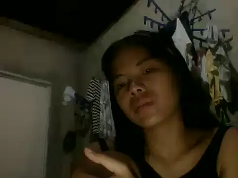 trixiavia online show from April 2026 03:17:02 PM