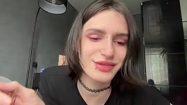 Snapshot of Niky_Long chatting on May 2026 10:24:02 AM Niky Long online show from May 2026 10:24:02 AM
