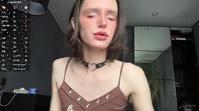 Snapshot of Niky_Long chatting on June 2026 12:26:02 PM Niky Long online show from June 2026 12:26:02 PM