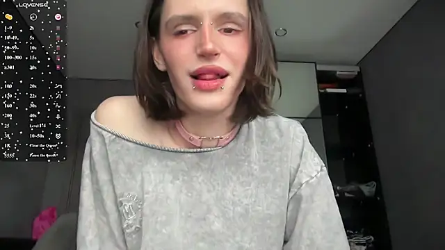 Snapshot of Niky_Long chatting on June 2026 01:15:02 PM Niky Long online show from June 2026 01:15:02 PM