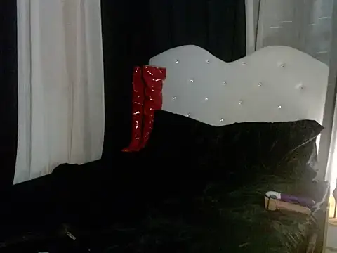 Snapshot of AshantTsiBigCock chatting on June 2026 01:17:02 PM AshantTsiBigCock online show from June 2026 01:17:02 PM