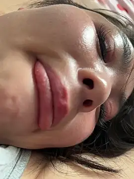 Snapshot of Shui_Duoduo chatting on April 2026 02:18:01 AM Shui Duoduo online show from April 2026 02:18:01 AM