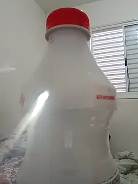 welltommy2001 online show from April 2026 02:11:02 PM