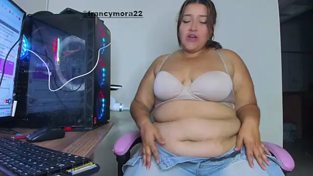 Snapshot of cellycanela_ chatting on June 2026 01:59:02 AM cellycanela online show from June 2026 01:59:02 AM