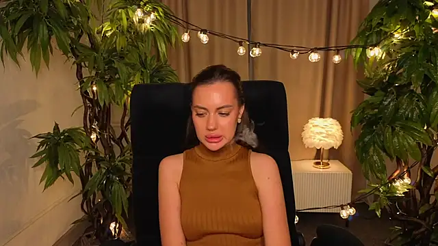 MarshaWhite online show from April 2026 05:31:02 PM