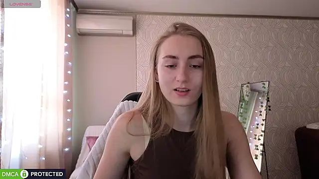Your Emily25 online show from July 2026 01:10:02 AM