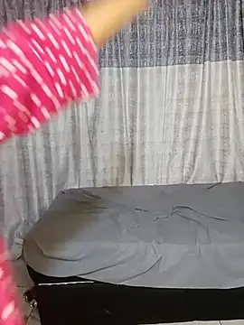 Candies000 online show from June 2026 04:37:01 AM