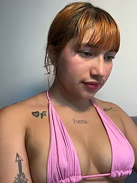 Snapshot of Isabella_copper chatting on April 2026 08:03:01 PM Isabella copper online show from April 2026 08:03:01 PM