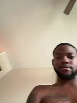 Snapshot of blackdiesel0 chatting on April 2026 06:44:02 PM blackdiesel0 online show from April 2026 06:44:02 PM