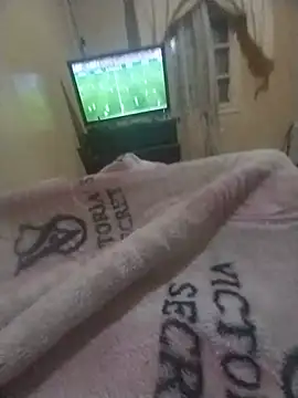 Snapshot of ovar12 chatting on July 2026 08:15:01 PM ovar12 online show from July 2026 08:15:01 PM