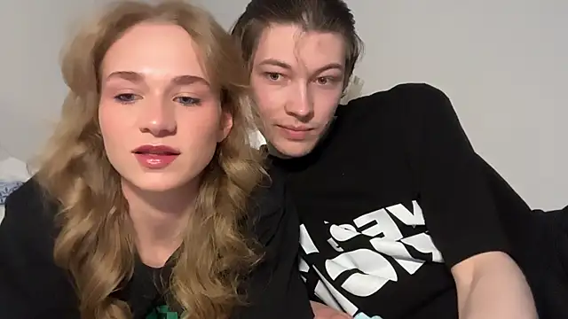 swaggenjoyer online show from April 2026 12:23:01 PM