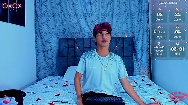 Snapshot of IhanKing chatting on July 2026 07:49:02 PM IhanKing online show from July 2026 07:49:02 PM