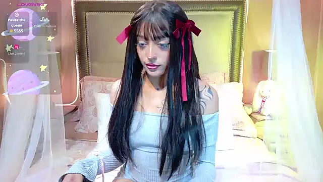 VaLuu   online show from June 2026 12:50:02 PM