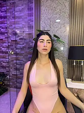 evelyn hills online show from April 2026 01:28:01 PM