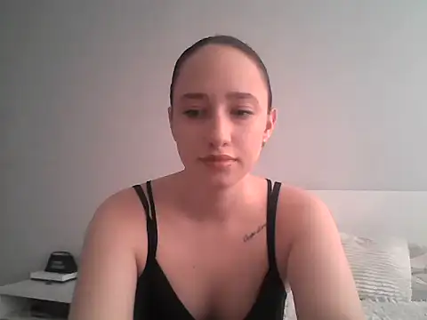 Snapshot of DarkMirel chatting on April 2026 01:27:02 PM DarkMirel online show from April 2026 01:27:02 PM