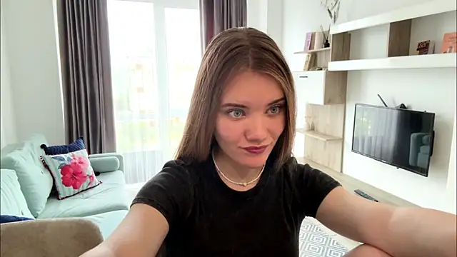 Snapshot of doana_bebriti chatting on June 2026 10:31:02 AM doana bebriti online show from June 2026 10:31:02 AM