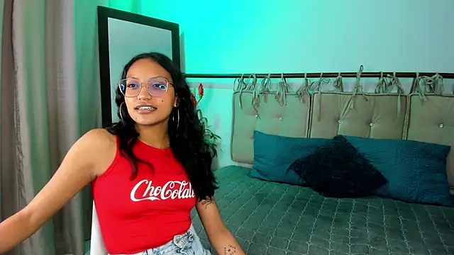Snapshot of miel_ambar chatting on April 2026 01:03:01 PM miel ambar online show from April 2026 01:03:01 PM