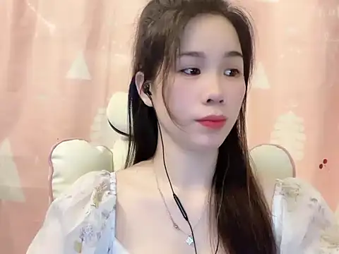 Luna3579 online show from May 2026 07:24:02 AM