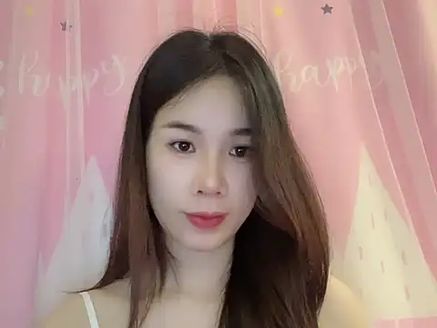 Luna3579 online show from June 2026 07:37:01 PM