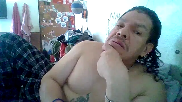 Snapshot of Oskr2024XXX chatting on May 2026 06:58:01 PM Oskr2024XXX online show from May 2026 06:58:01 PM