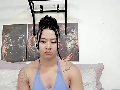 Snapshot of AngelMartinss chatting on May 2026 03:08:02 PM AngelMartinss online show from May 2026 03:08:02 PM