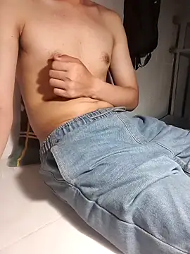 Snapshot of Louis_Caoxxx chatting on May 2026 02:57:01 PM Louis Caoxxx online show from May 2026 02:57:01 PM