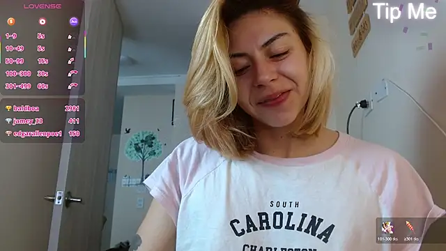 aprildumont online show from July 2026 12:33:01 PM
