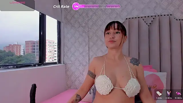 Snapshot of katherine_glow chatting on June 2026 11:38:01 AM katherine glow online show from June 2026 11:38:01 AM