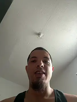 Snapshot of irakyhernadez chatting on April 2026 02:11:02 PM irakyhernadez online show from April 2026 02:11:02 PM