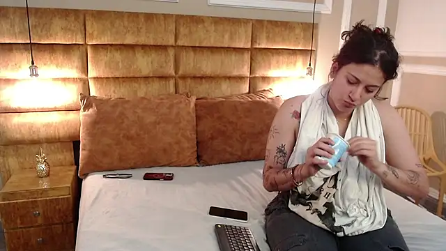 liaxxrose online show from April 2026 08:10:01 PM