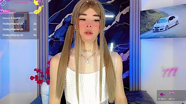 Snapshot of moon_sweet- chatting on June 2026 04:06:02 AM moon sweet- online show from June 2026 04:06:02 AM