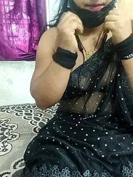 Snapshot of sweetylove01 chatting on May 2026 10:19:02 AM sweetylove01 online show from May 2026 10:19:02 AM