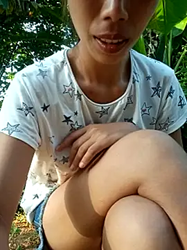 Snapshot of Elena_Mia chatting on July 2026 10:40:01 AM Elena Mia online show from July 2026 10:40:01 AM