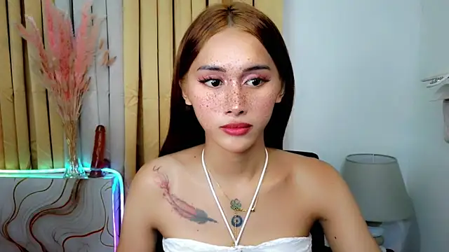 Snapshot of Fuuk_sexdOll69 chatting on June 2026 02:24:02 AM Fuuk sexdOll69 online show from June 2026 02:24:02 AM