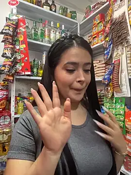 Sara fun online show from November 2025 06:18:01 PM