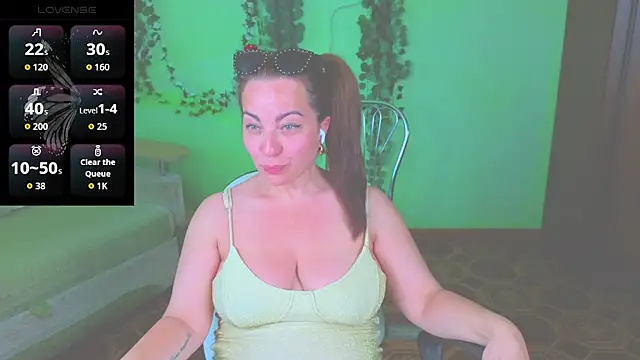 Zoe Zephyr online show from June 2026 06:40:02 AM