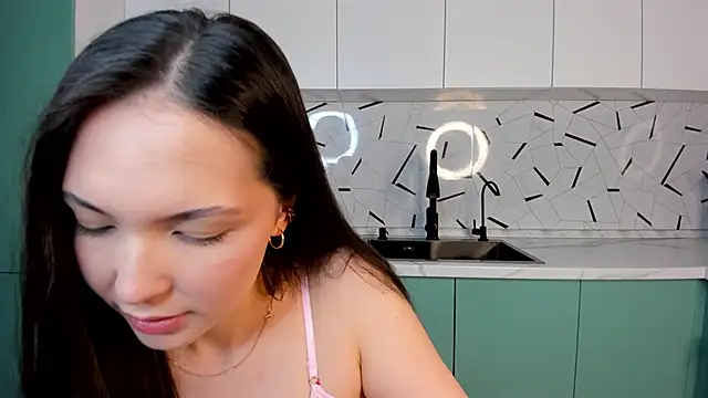 Snapshot of ameliyaa_sun chatting on May 2026 03:16:02 PM ameliyaa sun online show from May 2026 03:16:02 PM