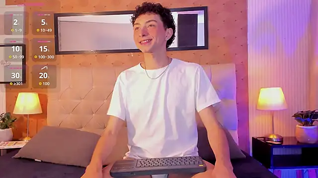 Snapshot of harry_salvatore chatting on May 2026 11:53:01 AM harry salvatore online show from May 2026 11:53:01 AM