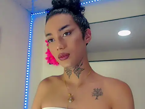 Snapshot of Darianna_A chatting on May 2026 09:34:01 PM Darianna A online show from May 2026 09:34:01 PM