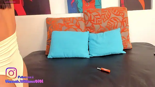 HannahhWilliams online show from June 2026 12:32:01 AM