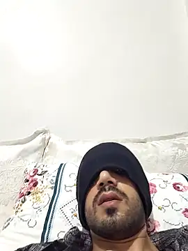 Zamatza online show from April 2026 01:28:02 AM