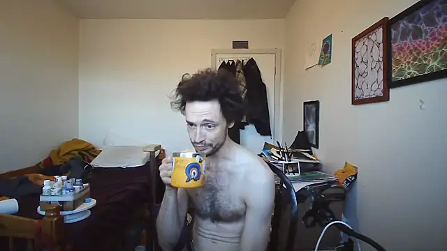 Snapshot of JohnnyMoves chatting on May 2026 10:44:01 AM JohnnyMoves online show from May 2026 10:44:01 AM