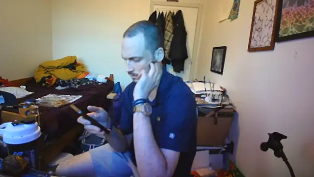 Snapshot of JohnnyMoves chatting on June 2026 12:08:01 AM JohnnyMoves online show from June 2026 12:08:01 AM