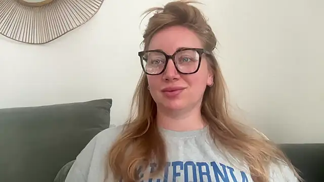 Snapshot of arielsweetieee chatting on June 2026 08:53:01 AM arielsweetieee online show from June 2026 08:53:01 AM